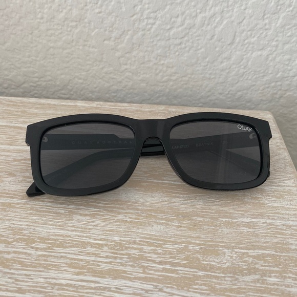 Quay Black Beatnik Sunglasses - Picture 1 of 3